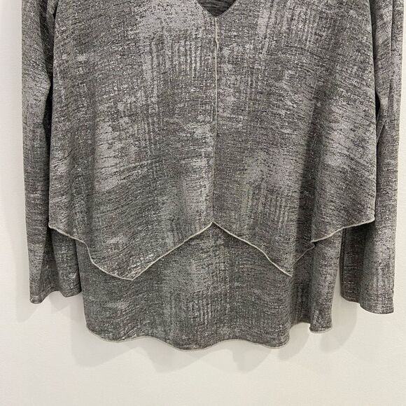 Soft Surroundings Silver Metallic Layered Long Sleeve Blouse. Size Medium - Picture 8 of 11